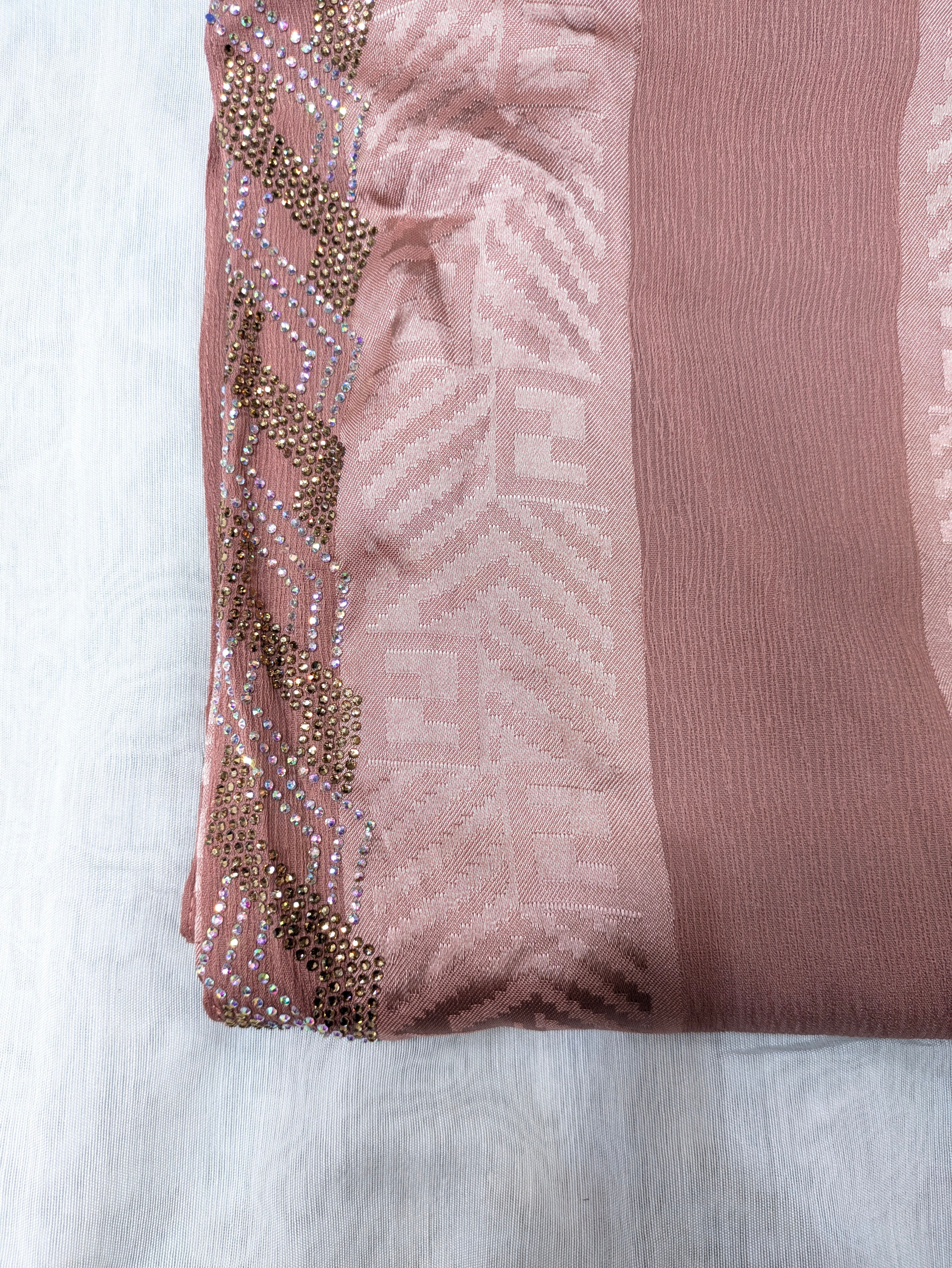 Cotton Silk  Stone head border
