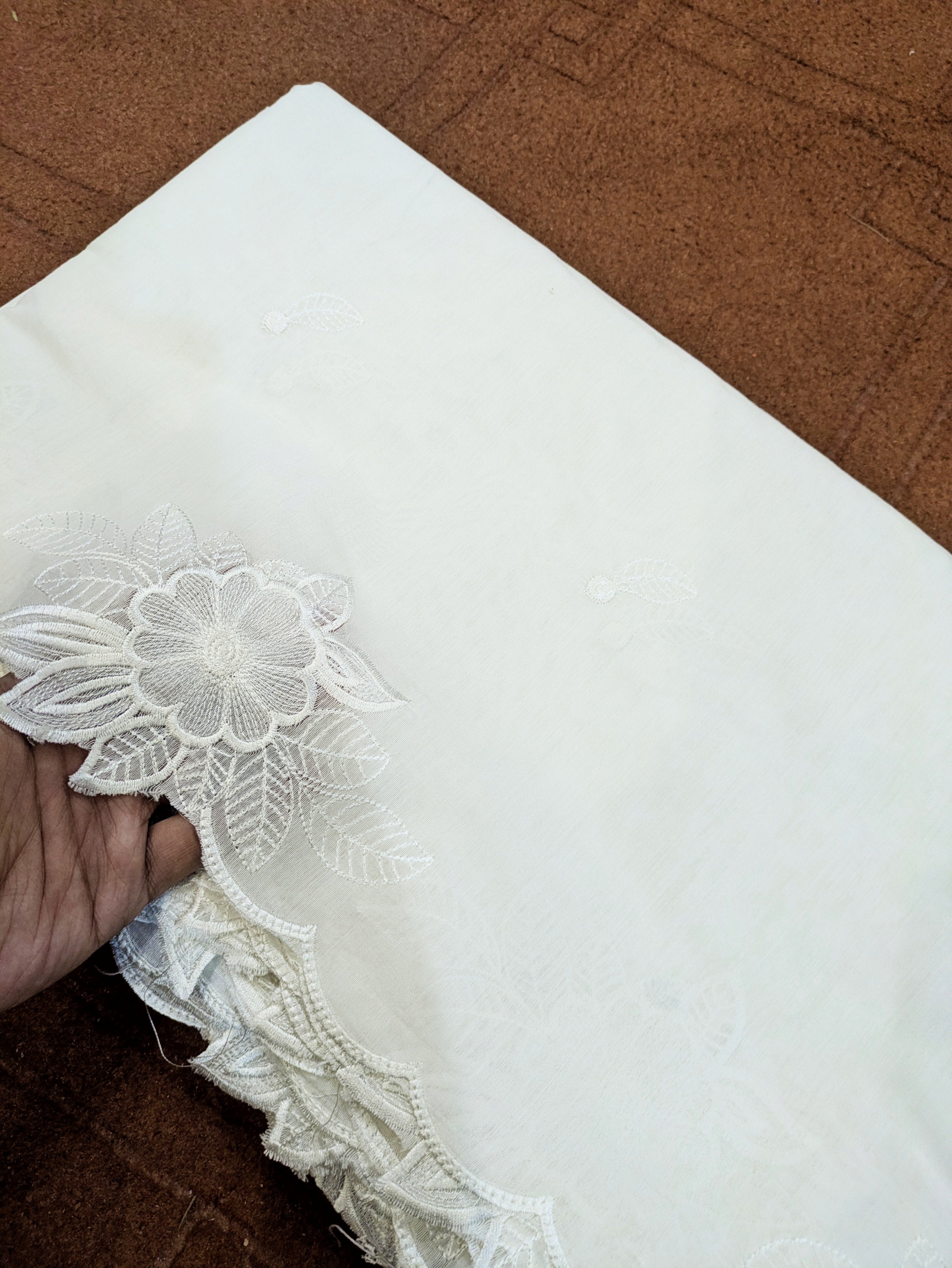 Voile Lawn Scalloped Dupatta with White Embroidery | white lawn Cutwork Dupatta