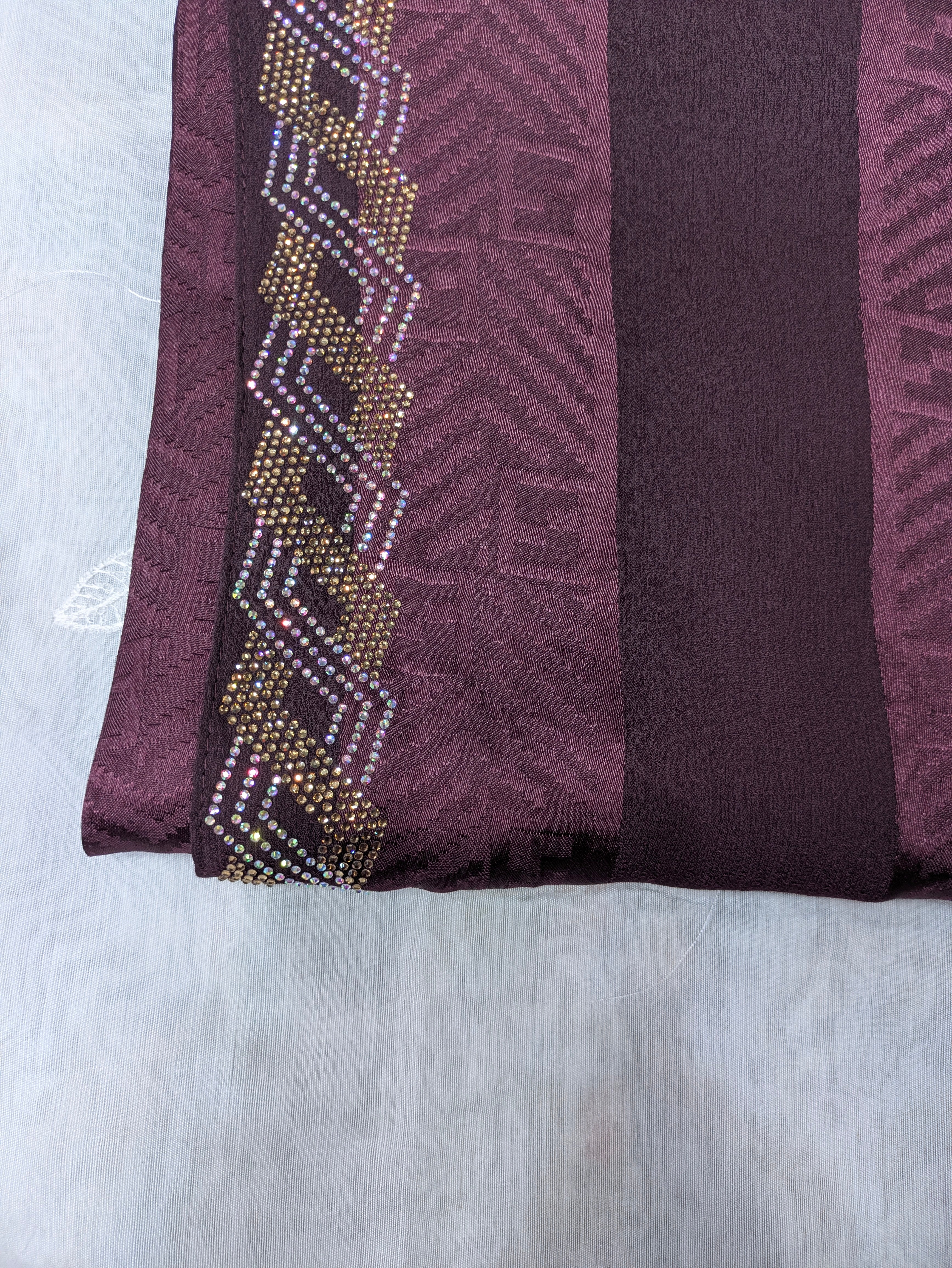 Cotton Silk  Stone head border