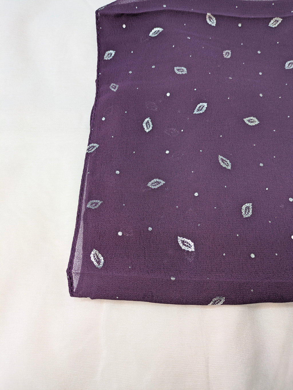 Georgette Chiffon Hijab Stole with Silver Leaf Foil Design - 2 Gaz