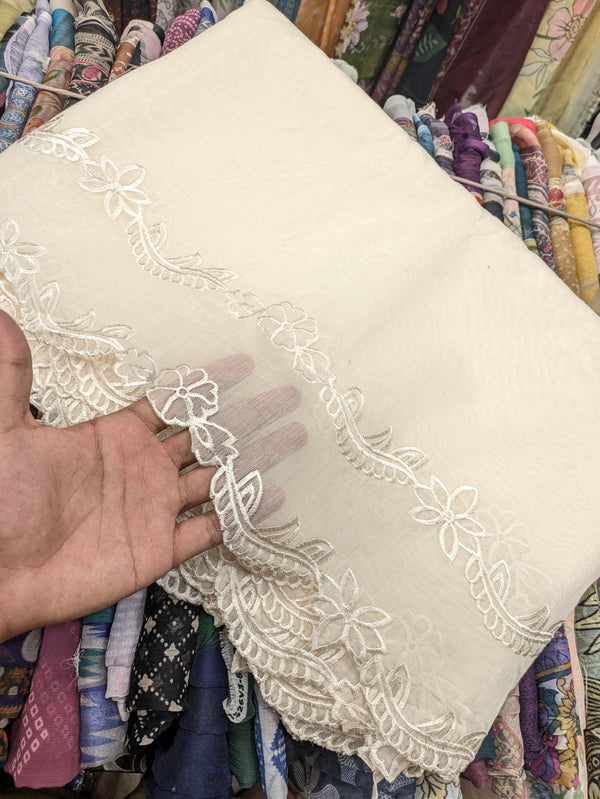Cream Voile Lawn Scalloped Dupatta with Cream Embroidery | Cream  lawn Cutwork Dupatta 2.5 yards