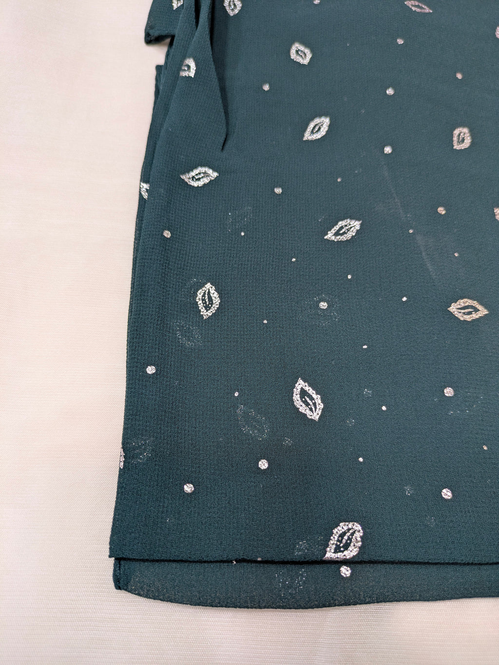 Georgette Chiffon Hijab Stole with Silver Leaf Foil Design - 2 Gaz