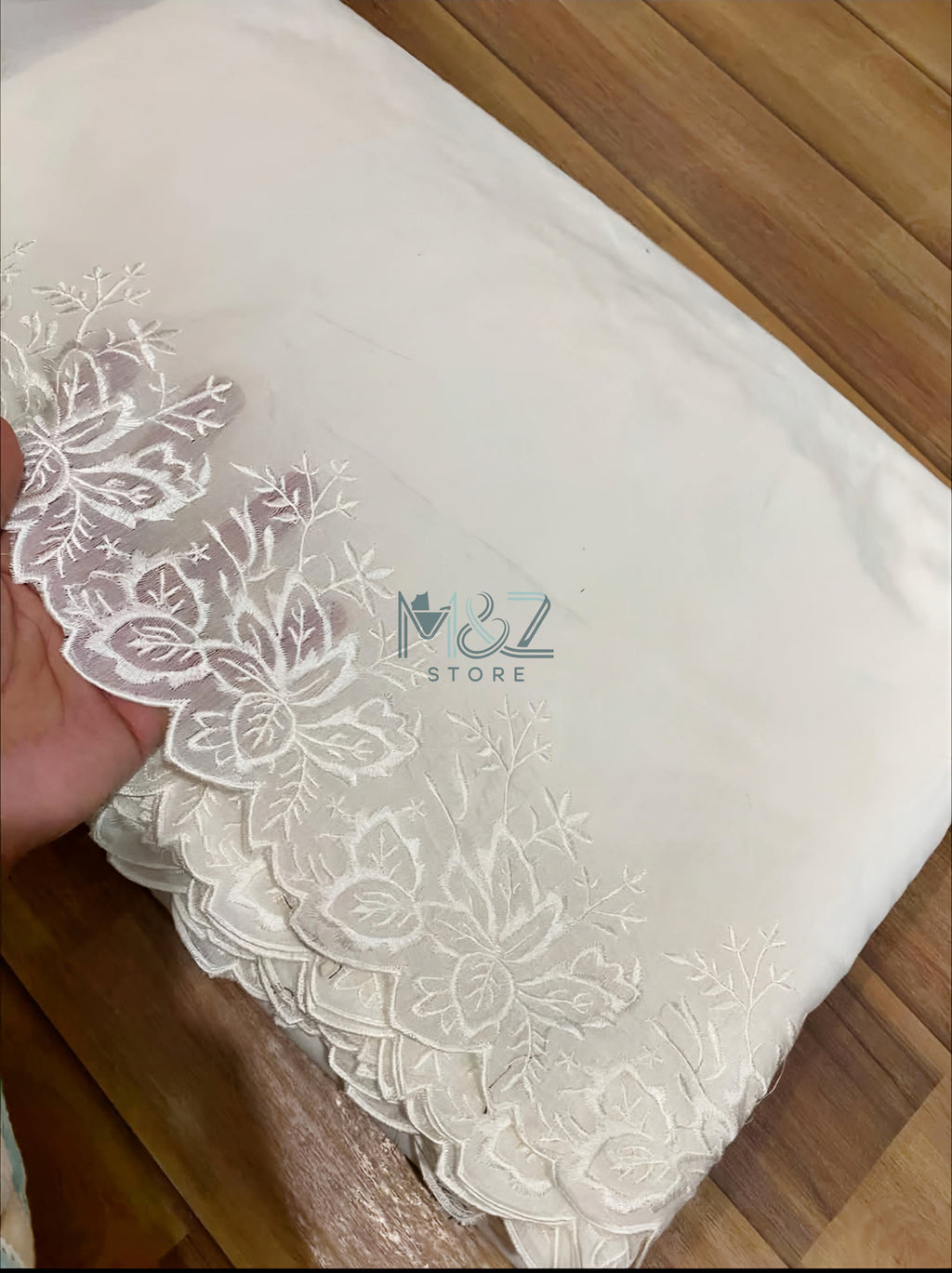 Voile Lawn Scalloped Dupatta with White Embroidery | white lawn Cutwork Dupatta
