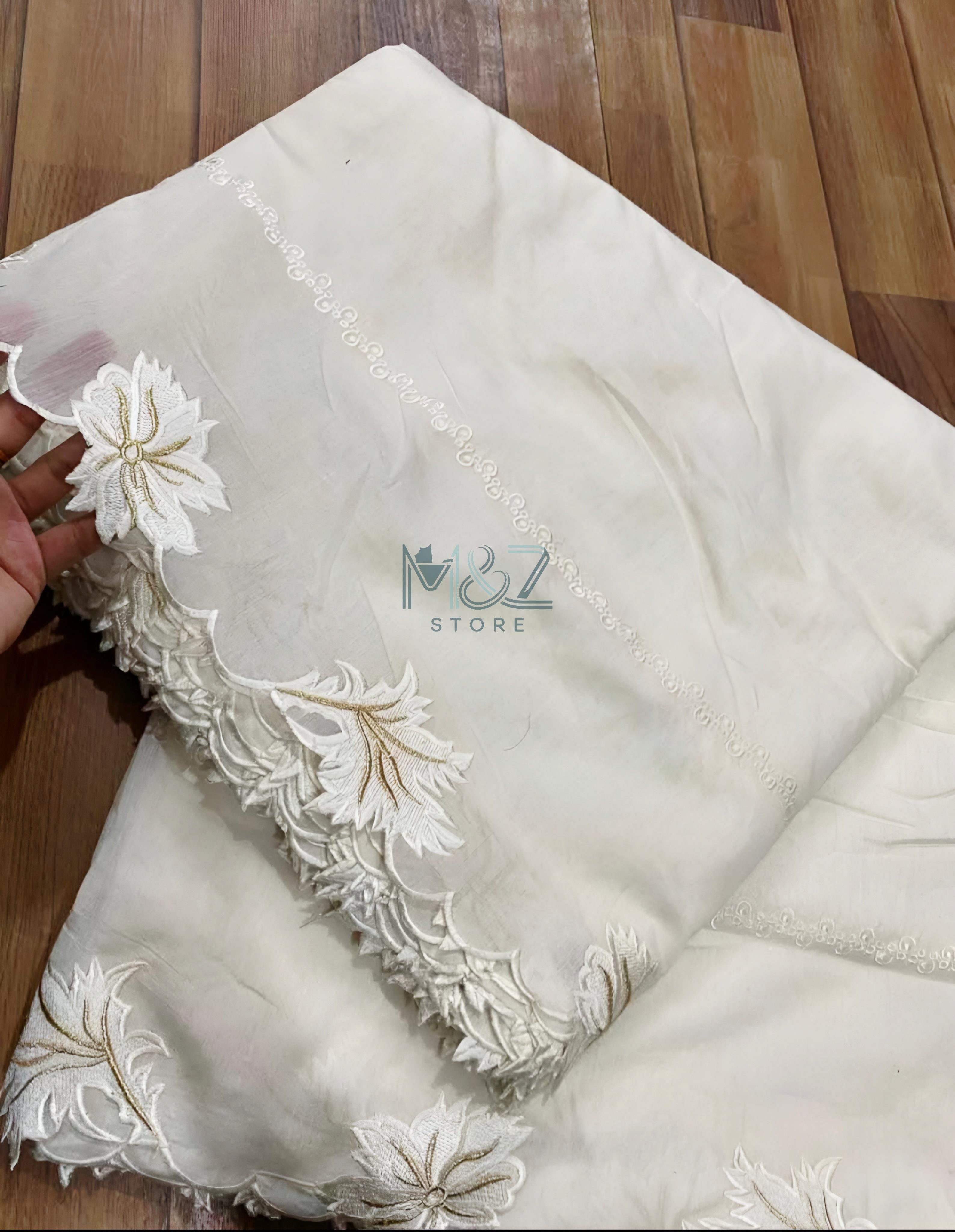 Voile Lawn white Scalloped Dupatta with golden  Embroidery |  lawn Cutwork Dupatta
