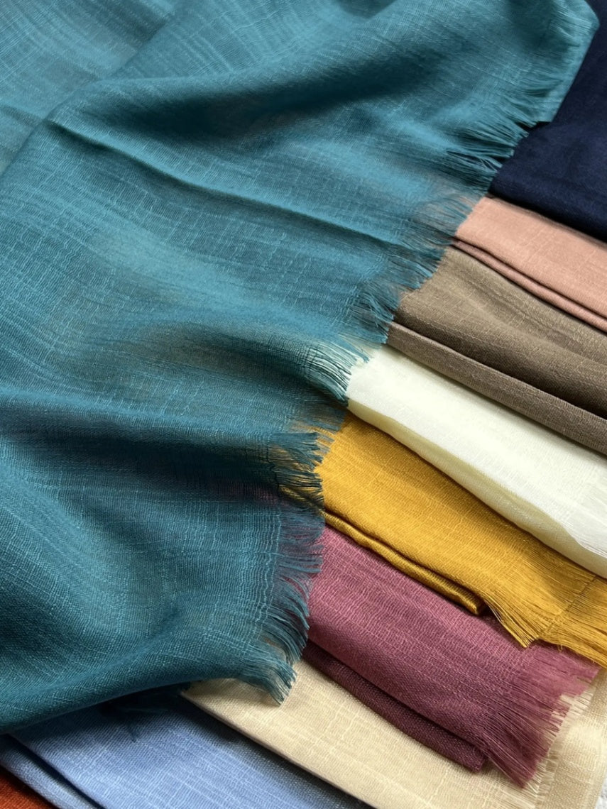 Plane Turkish Lawn Hijab / Stoller